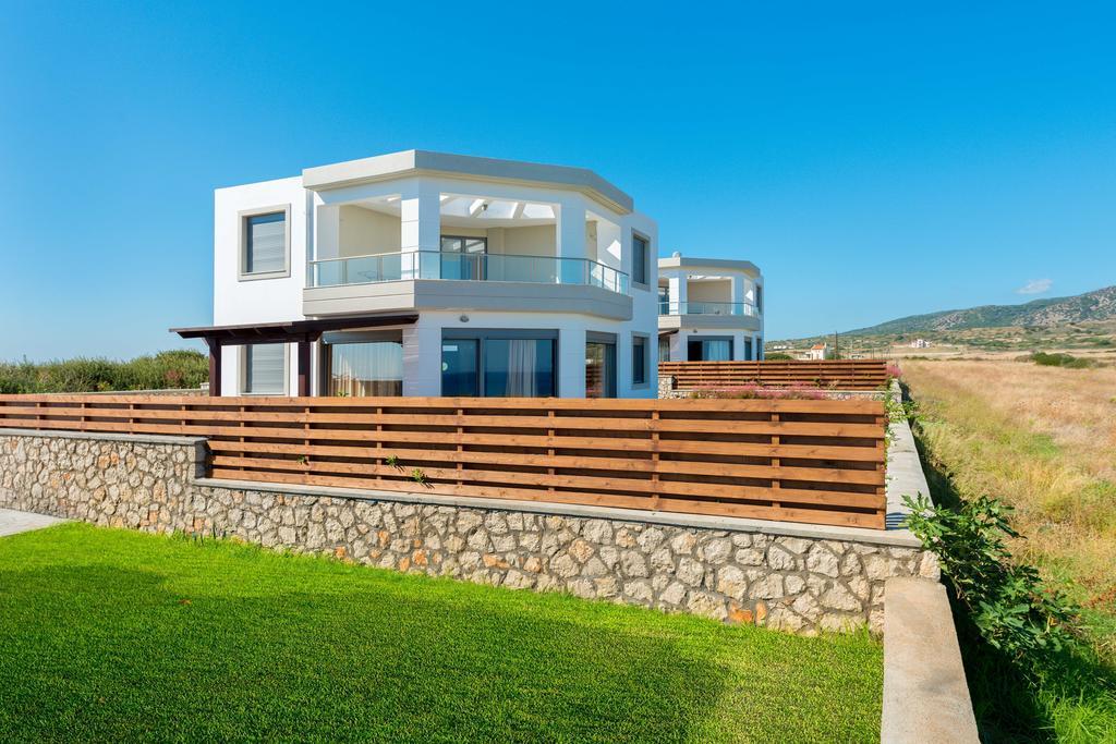 Olga Luxury Beach Front Villas Lakhaniá Exterior foto