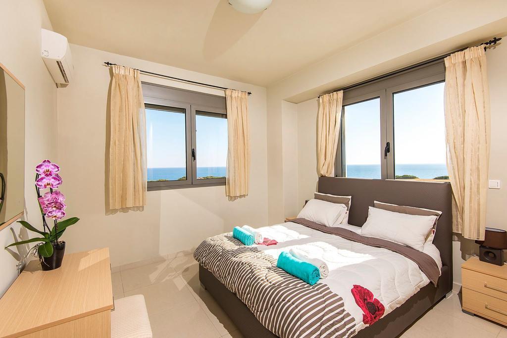 Olga Luxury Beach Front Villas Lakhaniá Exterior foto
